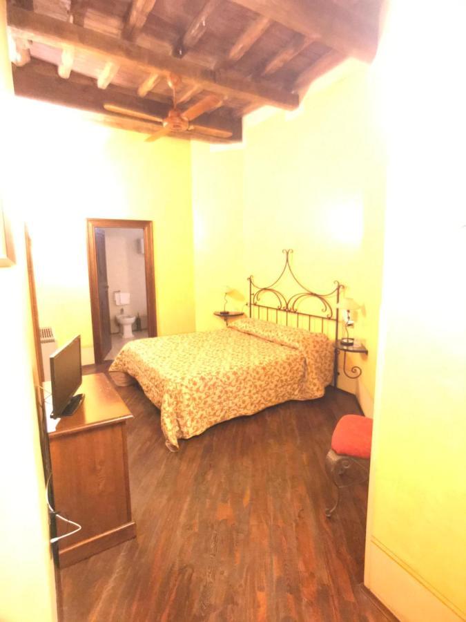 Camere Della Vecchia Posta Trevi Extérieur photo