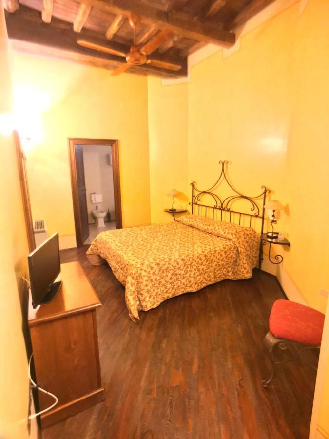 Camere Della Vecchia Posta Trevi Extérieur photo
